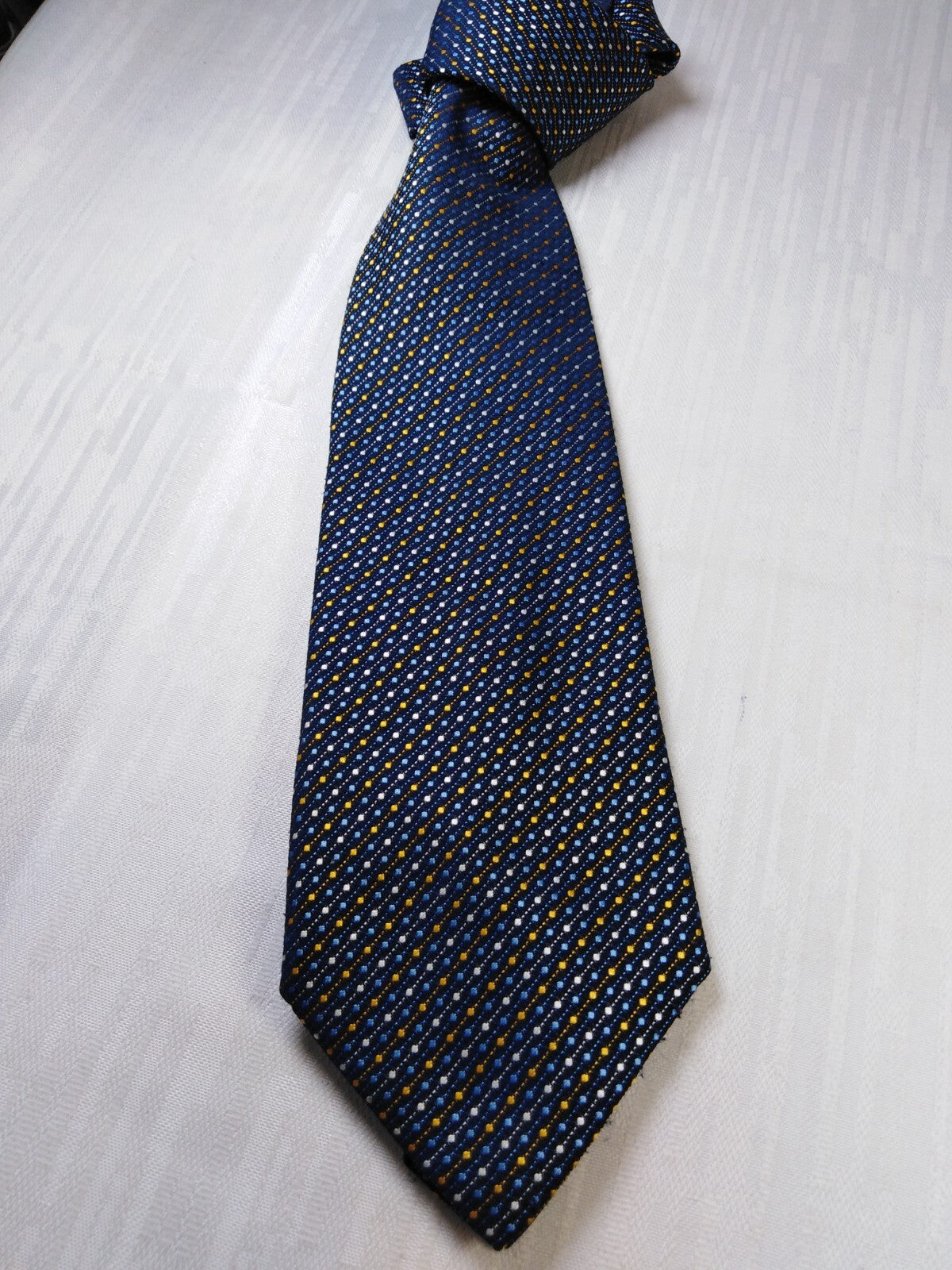 NINO SALZANO 100% SILK TIE SETA CRAVATTA NECKTIE MADE IN ITALY CLASSIC