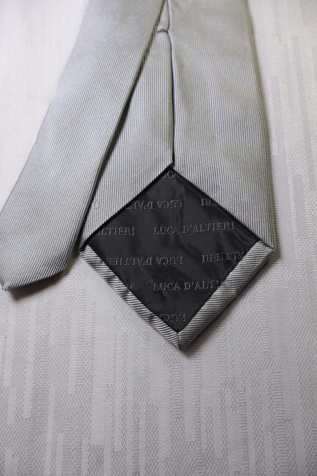 LUCA D'ALTIERI  SILK TIE SETA VISCOSA CRAVATTA NECKTIE VINTAGE