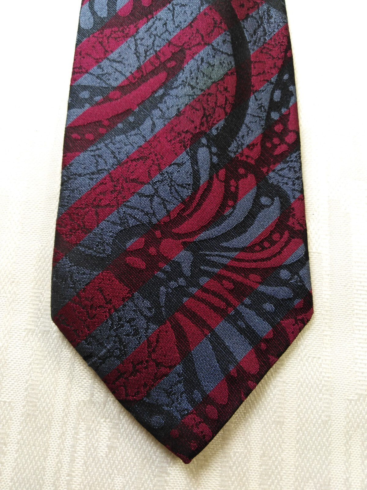 CHARLES JOURDAN 100% SILK TIE SETA CRAVATTA NECKTIE MADE IN ITALY CLASSIC
