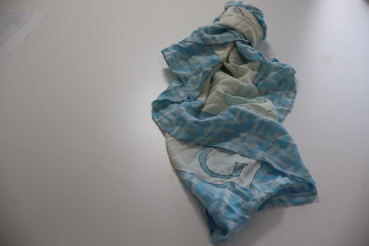 LAURA BIAGIOTTI  FOULARD 100% SILK SETA SCARVES SCARF SQUARE MADE ITALY