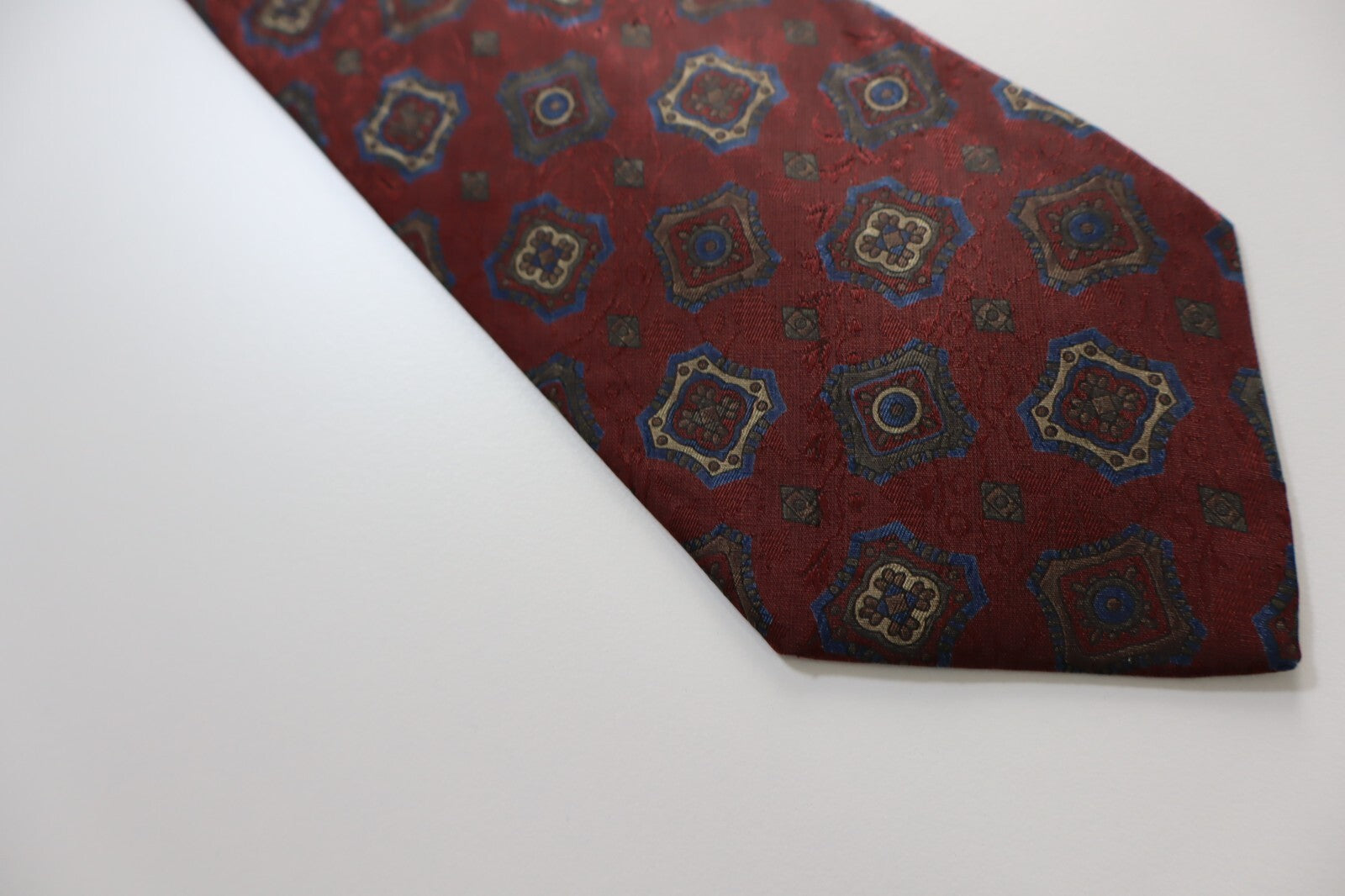 PIERRE CARDIN 100% SILK TIE SETA CRAVATTA NECKTIE MADE IN ITALY CLASSIC