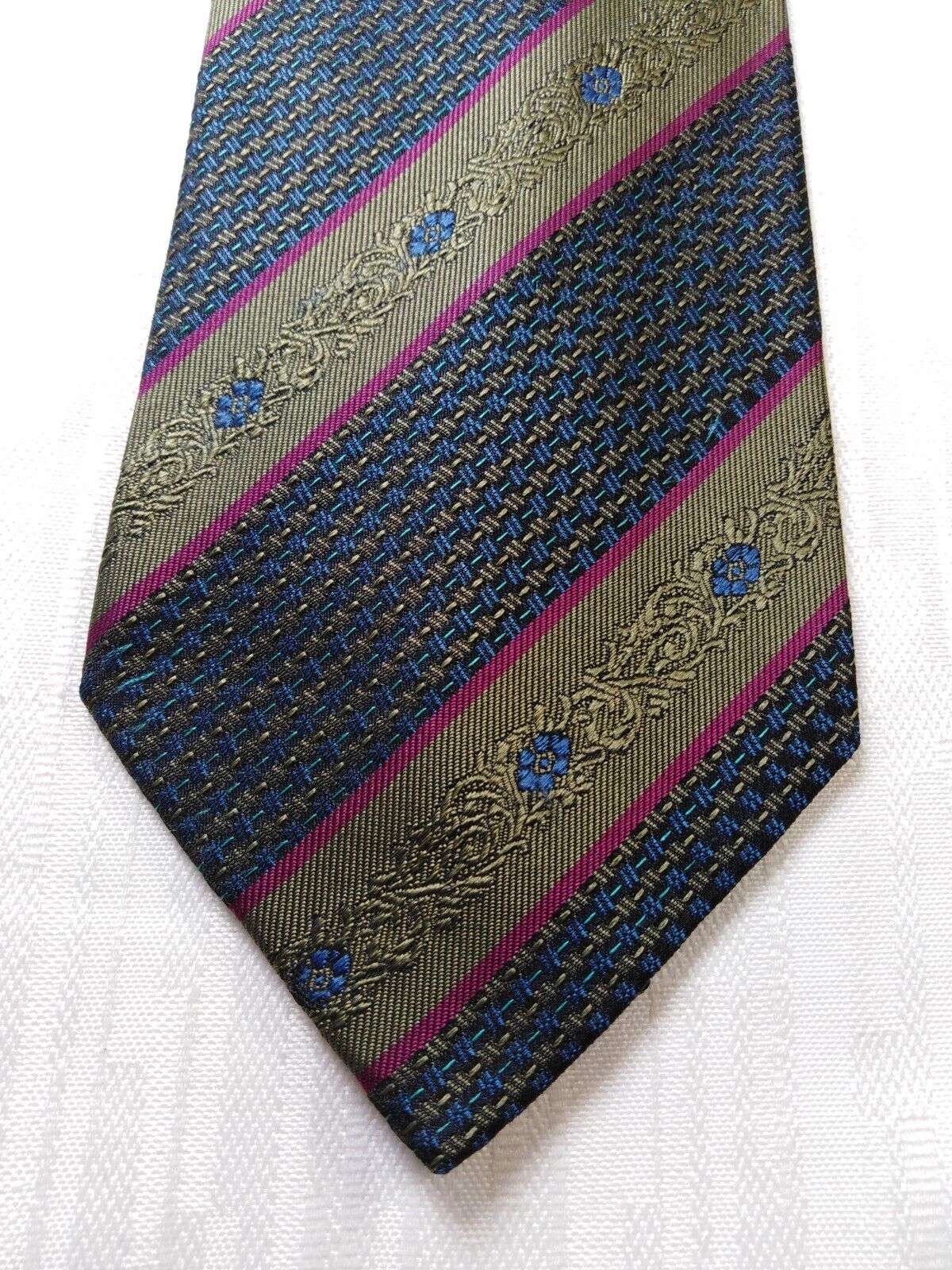 EGON VON FURSTENBERG 100% SILK TIE SETA CRAVATTA NECKTIE ITALY VINTAGE CLASSIC