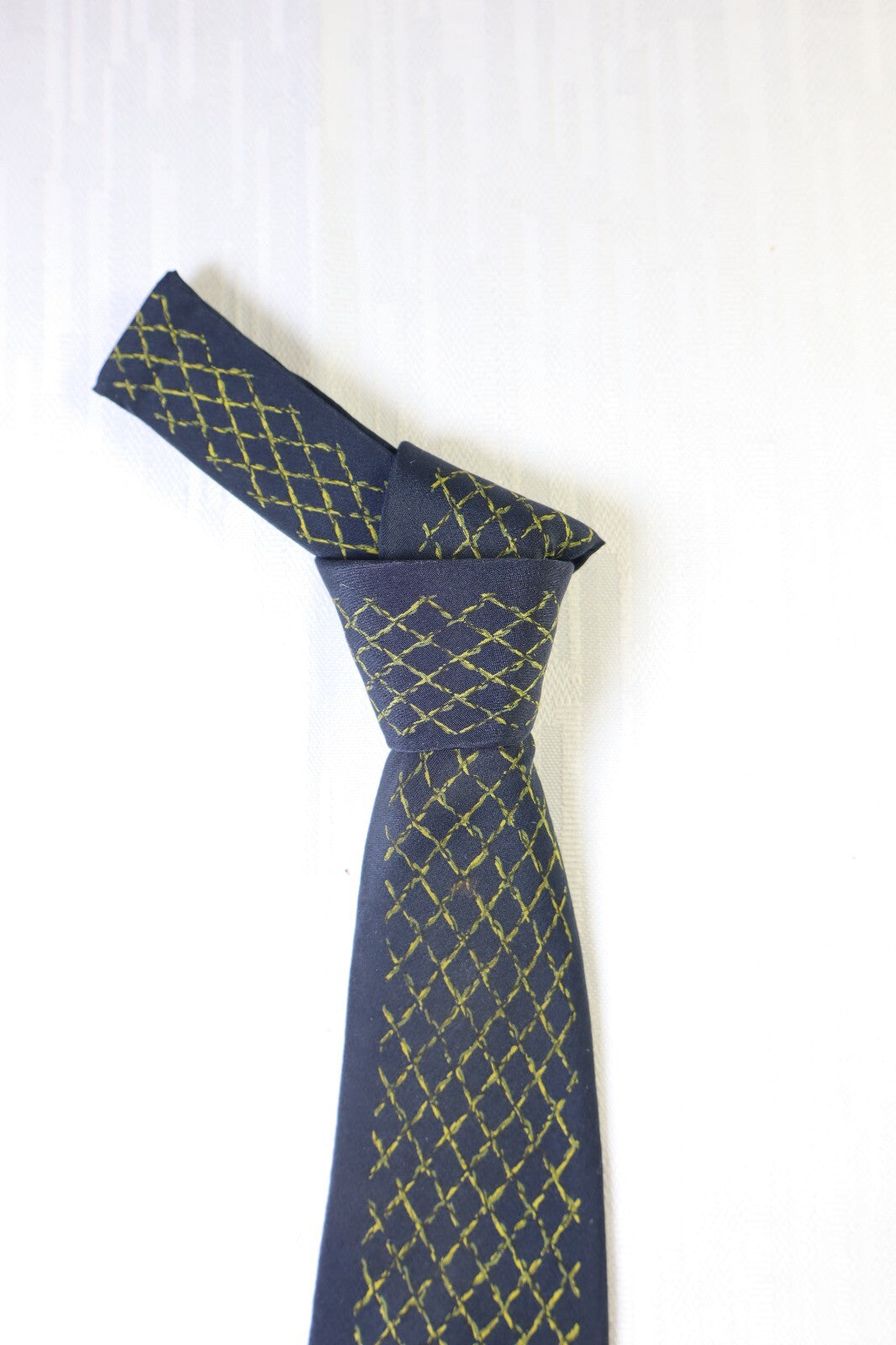 MILA SCHON 100% SETA SILK TIE CRAVATTA NECKTIE ITALY VINTAGE CLASSIC
