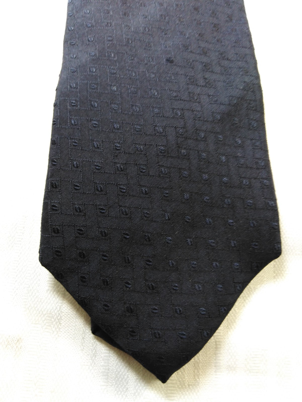UNGARO ITALY 100% SETA SILK TIE CRAVATTA NECKTIE ITALY VINTAGE