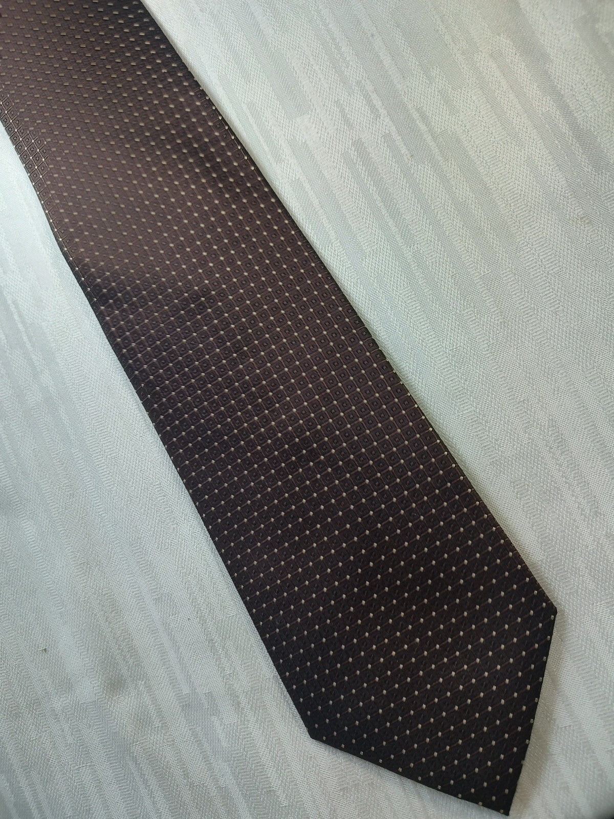 EGON VON FURSTENBERG 100% SILK TIE SETA CRAVATTA NECKTIE MADE IN ITALY CLASSIC