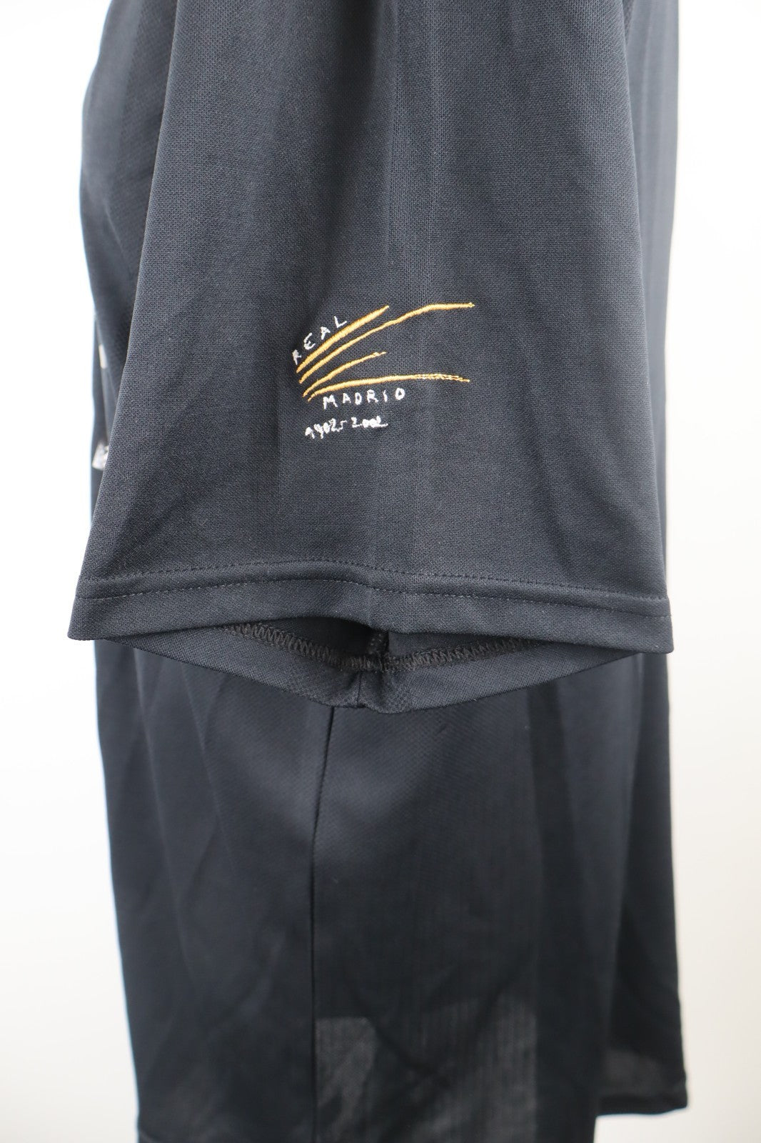ADIDAS REAL MADRID MAGLIA CALCIO UOMO Tg L SOCCER JERSEY VINTAGE 2002/03