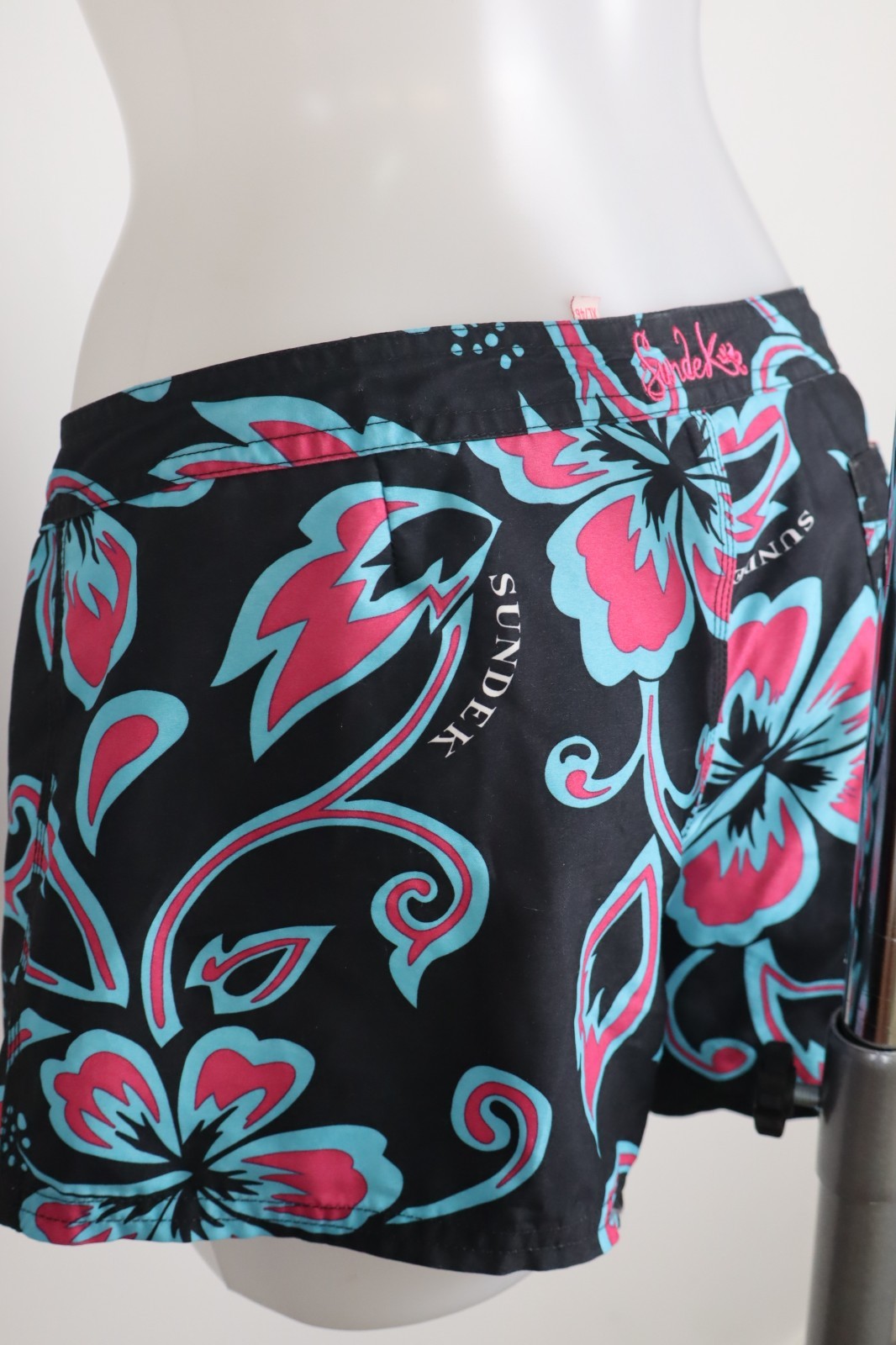 SUNDEK PANTALONCINO DONNA TG 46 WOMAN VINTAGE SHORTS CASUAL MARE COSTUME