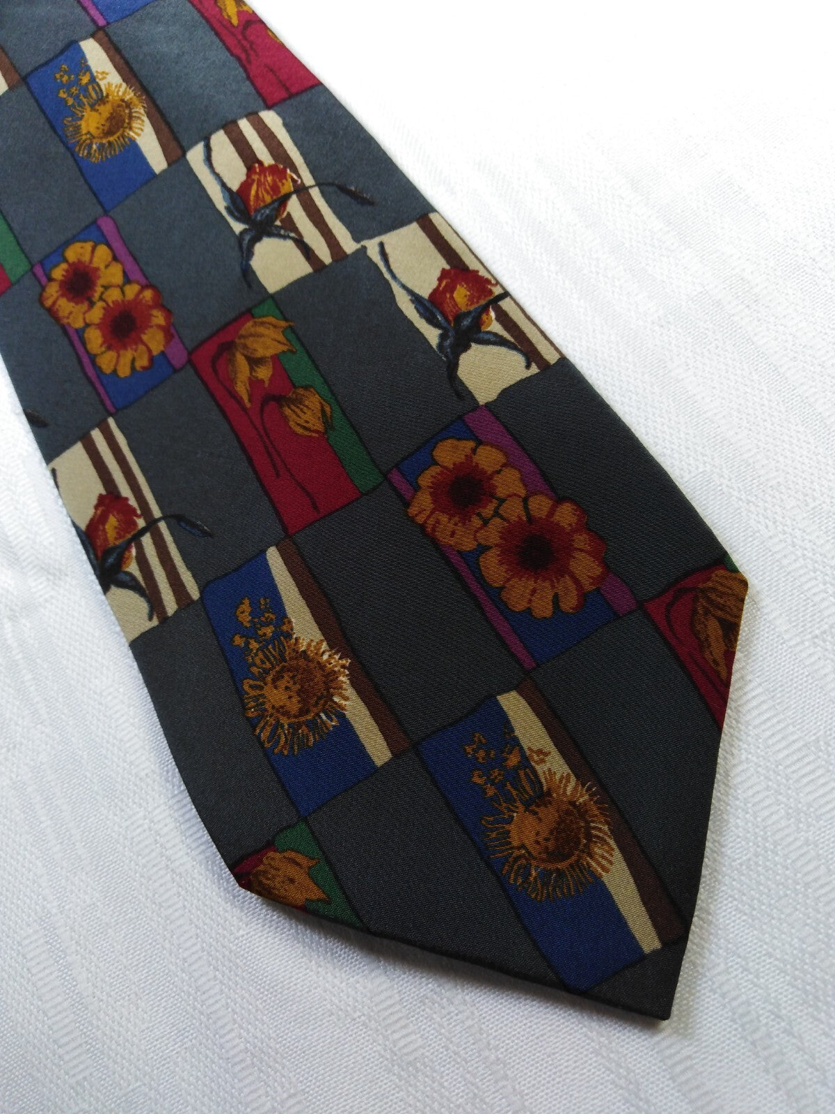 UNGARO PARIS SILK TIE SETA CRAVATTA NECKTIE MADE IN ITALY VINTAGE