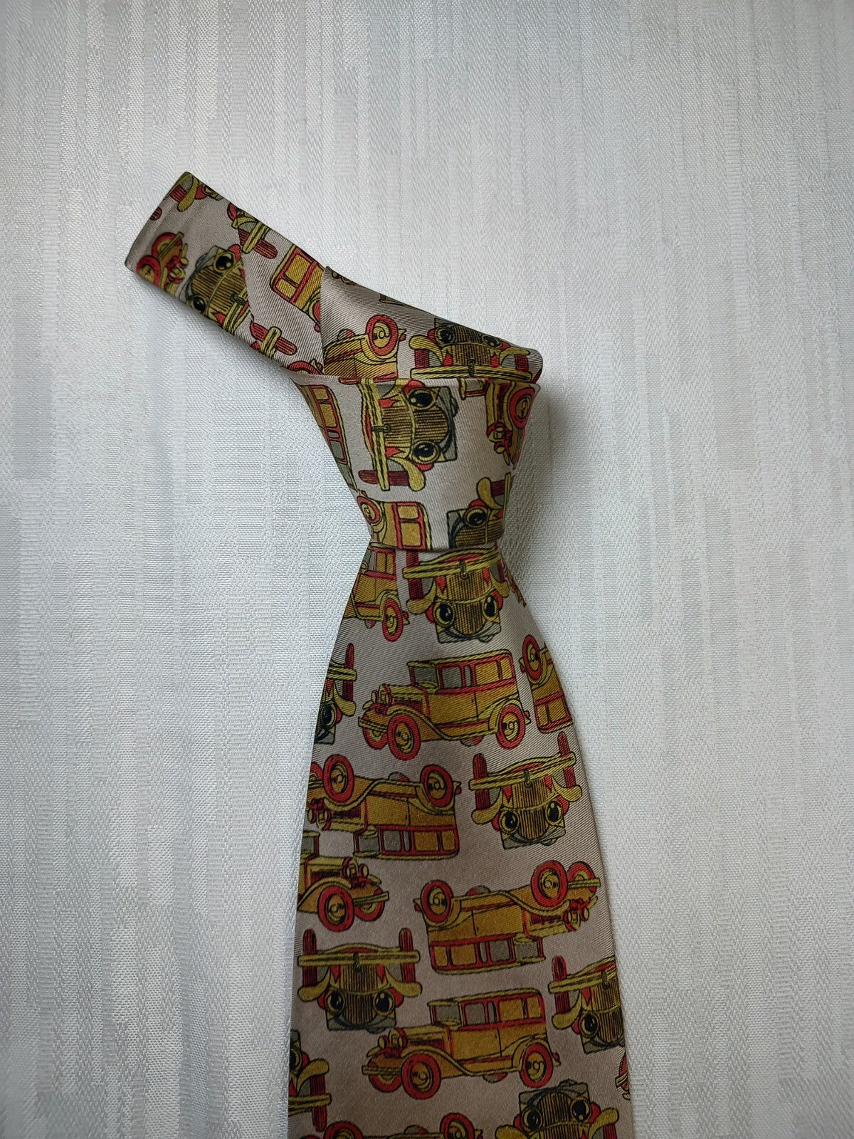 TRUSSARDI 100% SILK TIE SETA CRAVATTA NECKTIE MADE IN ITALY CLASSIC