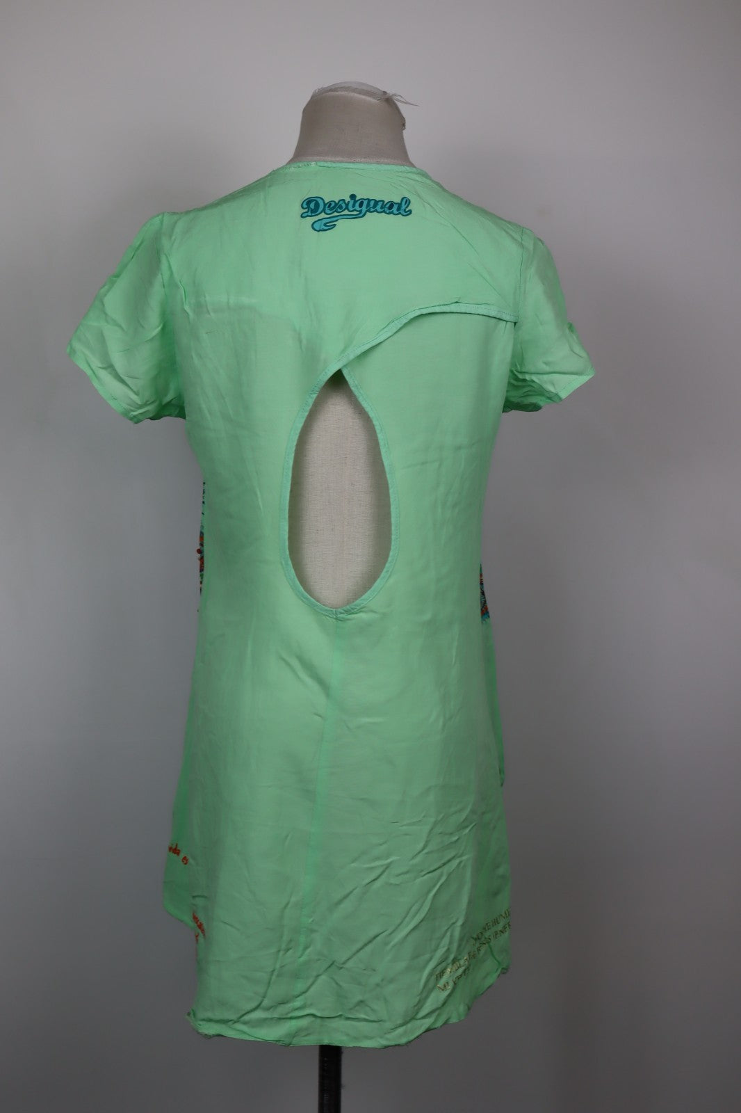 DESIGUAL MAGLIA DONNA TG. M WOMAN CASUAL VINTAGE T-SHIRT  TOP CANOTTA PERLINE