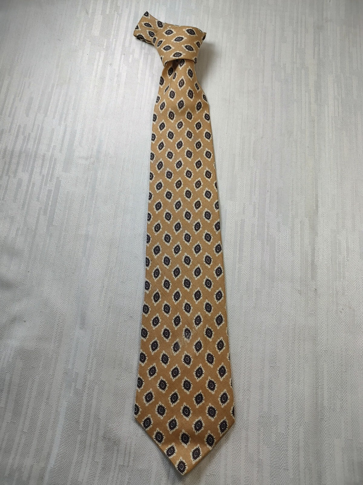 KRIZIA 100% SILK TIE SETA CRAVATTA NECKTIE MADE IN ITALY CLASSIC