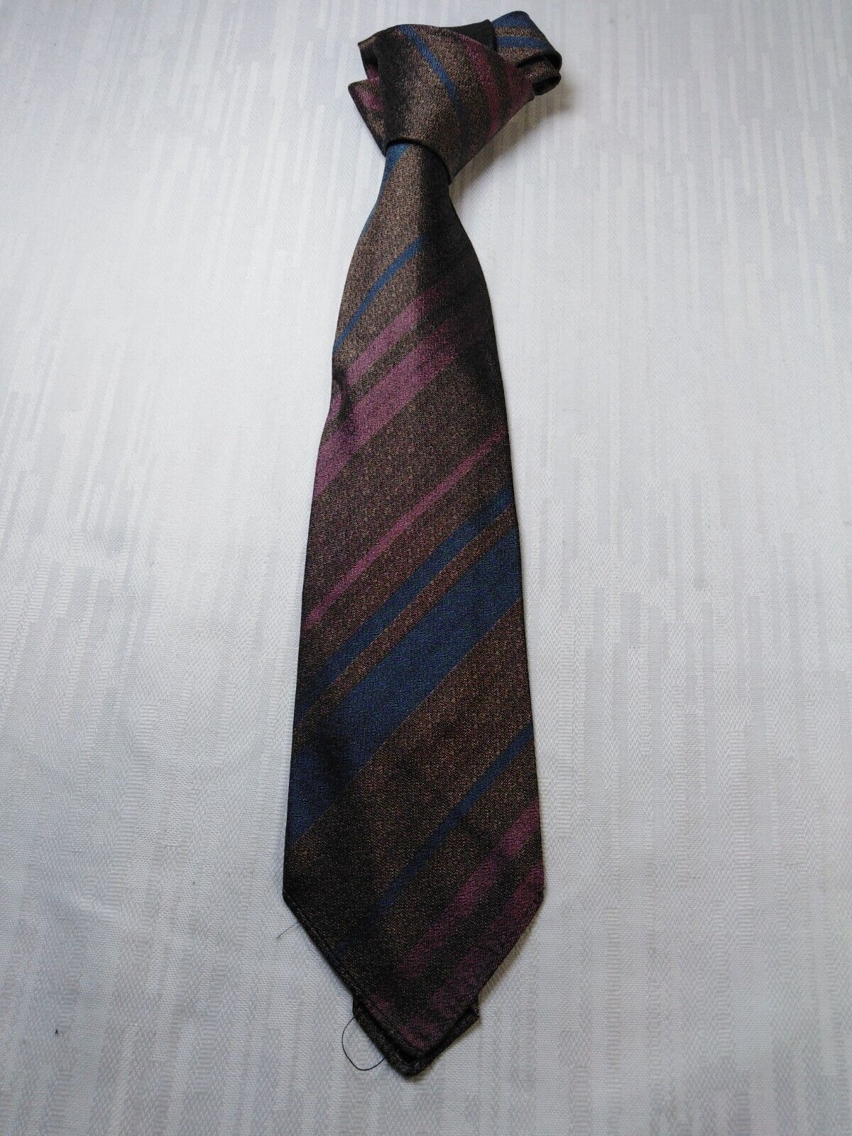 GUY LAROCHE 100% SILK TIE SETA CRAVATTA NECKTIE ITALY VINTAGE CLASSIC
