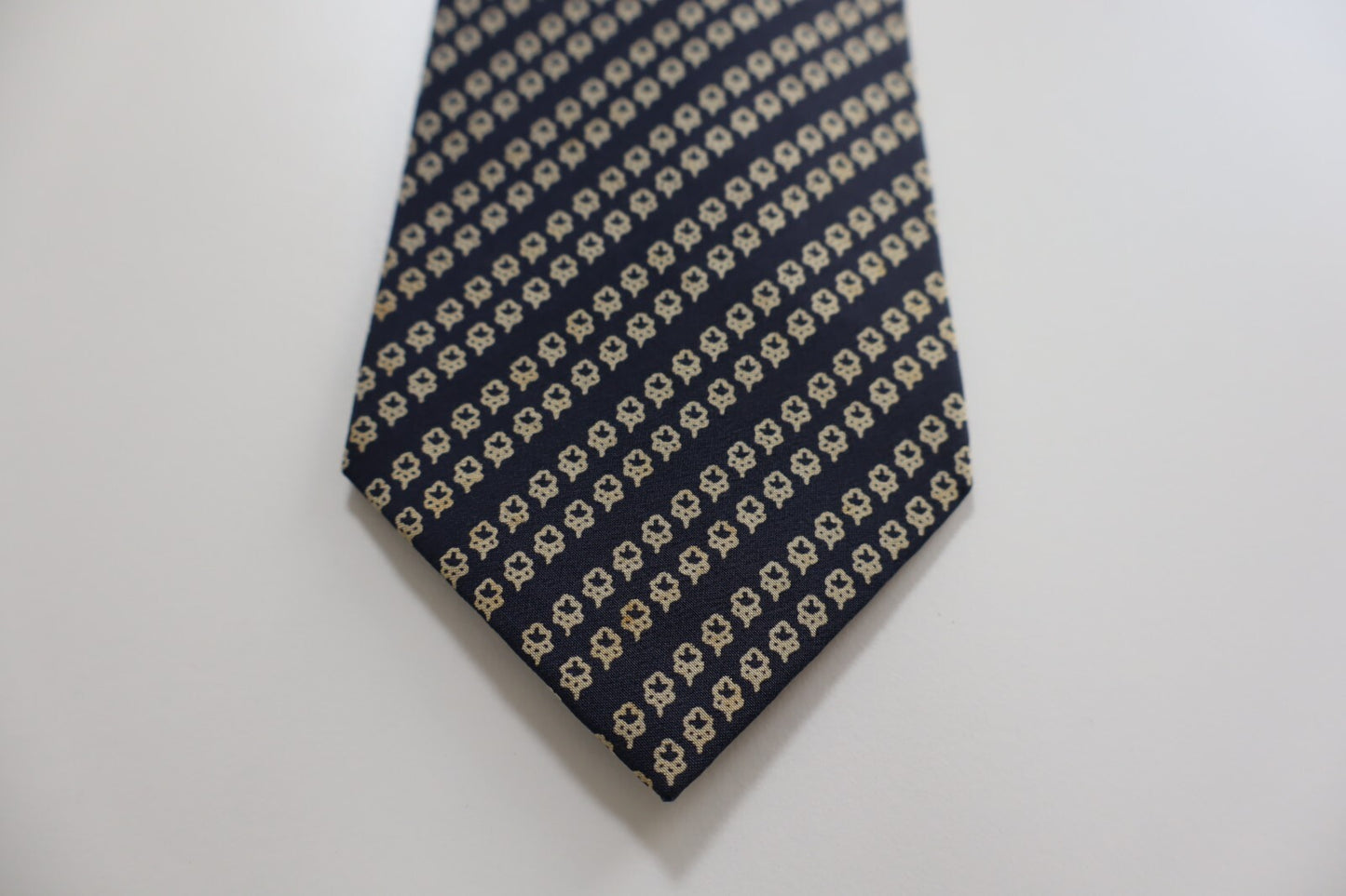 HUBERT MILANO 100% SILK TIE SETA CRAVATTA NECKTIE MADE IN ITALY CLASSIC