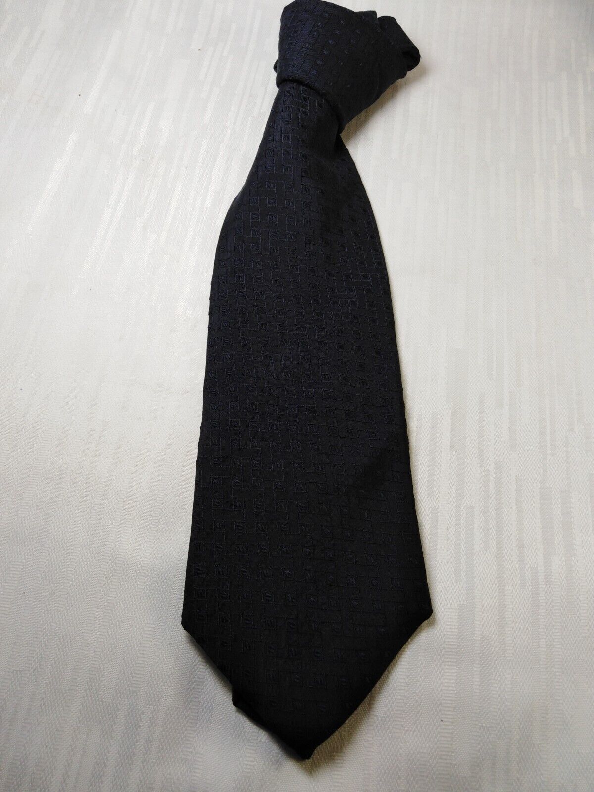 UNGARO ITALY 100% SETA SILK TIE CRAVATTA NECKTIE ITALY VINTAGE