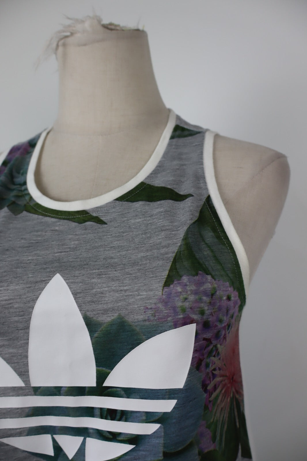 ADIDAS CANOTTA MAGLIA DONNA TG. 40 WOMAN CASUAL VINTAGE T-SHIRT TOP COTONE