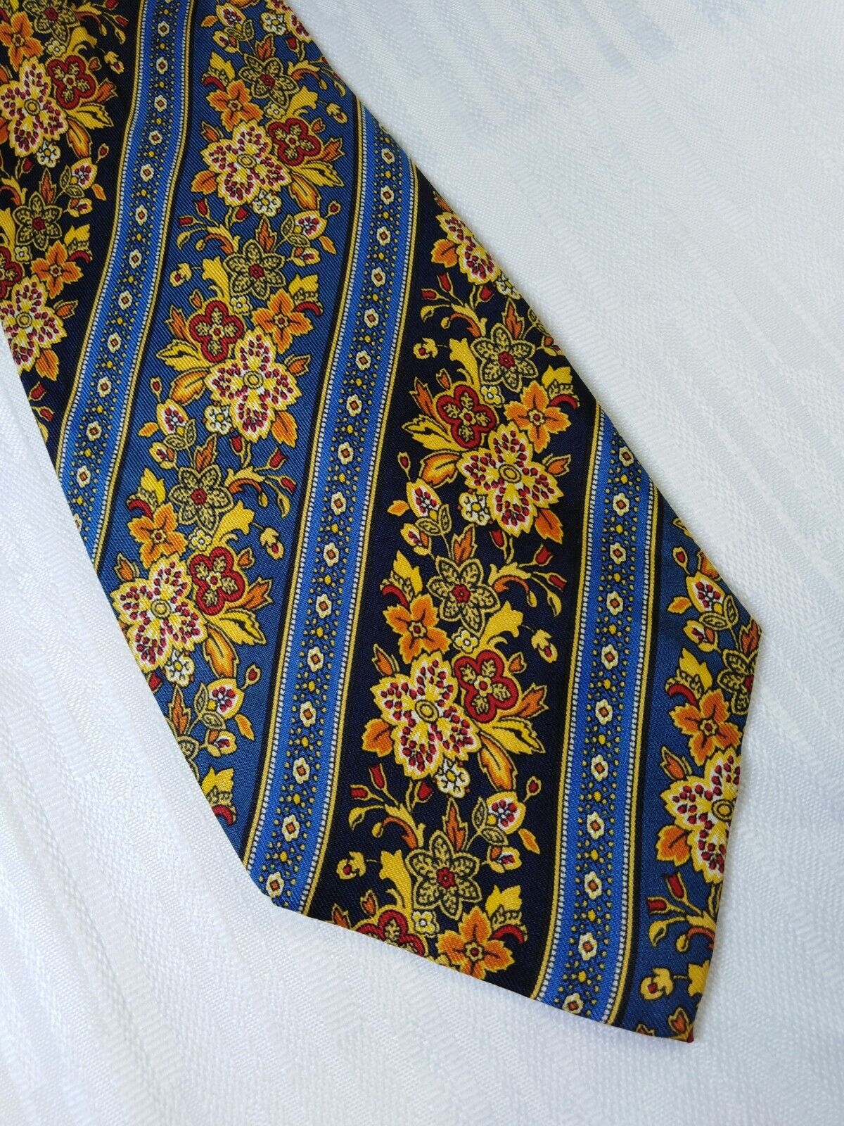 RENATO BALESTRA 100% SILK TIE SETA CRAVATTA NECKTIE ITALY VINTAGE CLASSIC