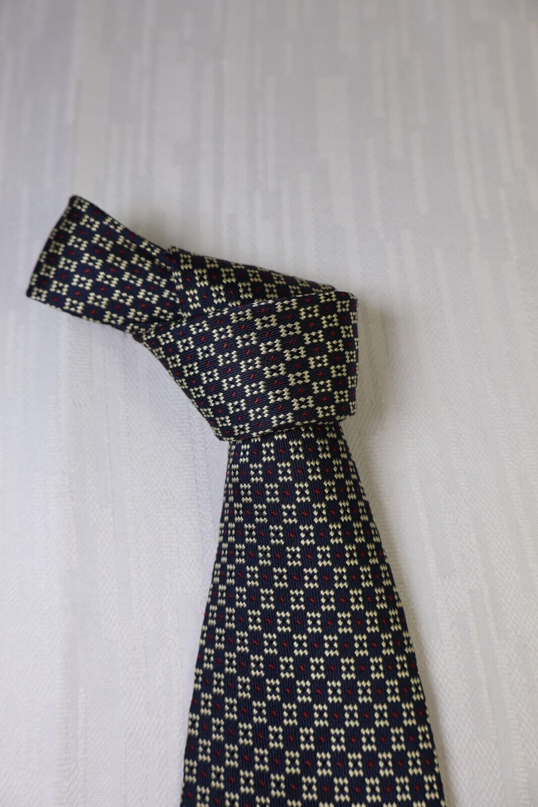 TINO COSMA 100%  SILK TIE SETA CRAVATTA NECKTIE MADE IN ITALY