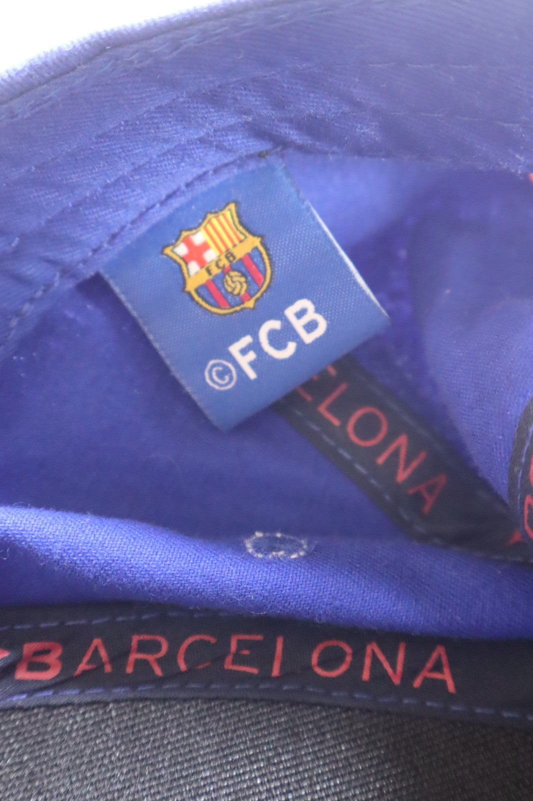 FCB BARCELLONA CAPPELLO BERRETTO UOMO CALCIO SOCCER TAGLIA UNICA HAT VINTAGE