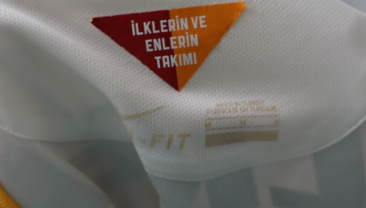 NIKE GALATASARAY MAGLIA CALCIO UOMO Tg M SOCCER JERSEY TRIKOT SPORT