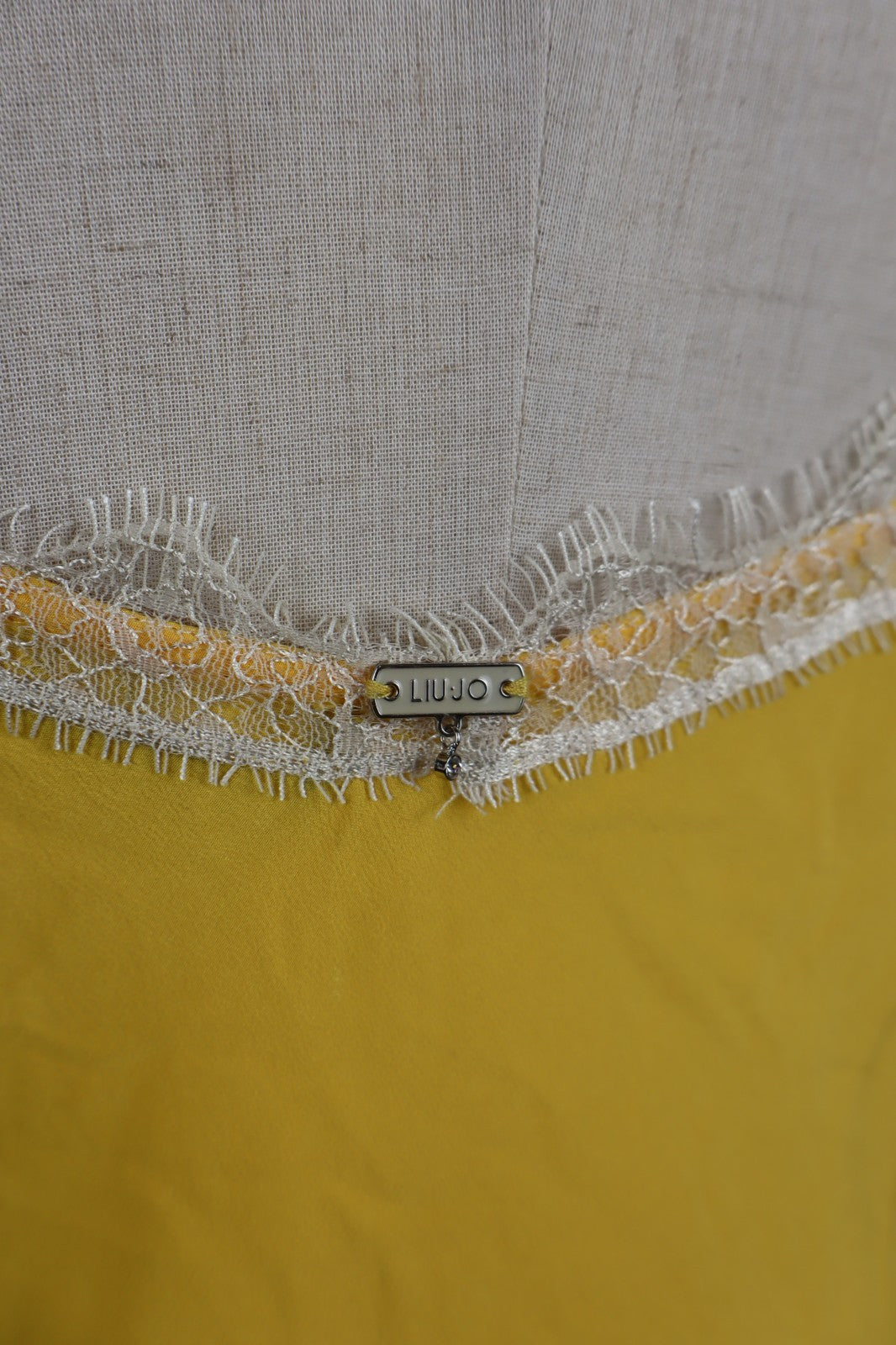 LIU JO MAGLIA CANOTTA DONNA TG. 42 WOMAN CASUAL VINTAGE T-SHIRT TOP SETA GIALLO