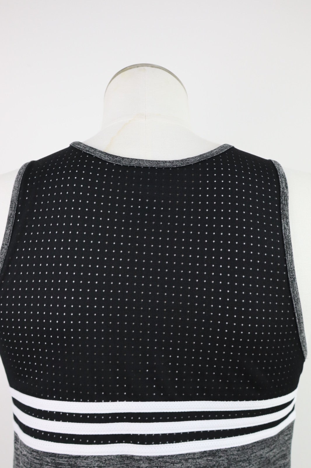 ADIDAS NETS CANOTTA BASKET  T-SHIRT UOMO TG S SPORT  CASUAL