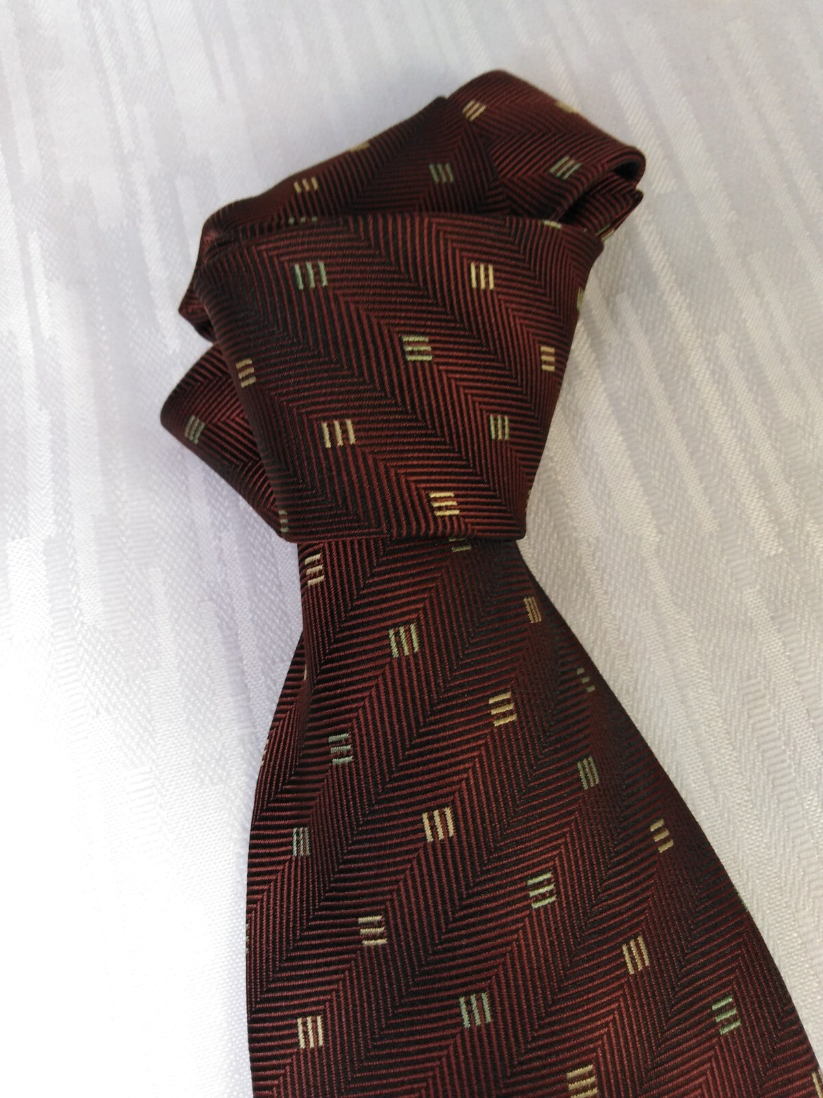 REGINA SCHRECKER 100% SILK TIE SETA CRAVATTA NECKTIE ITALY VINTAGE SELF TIPPED
