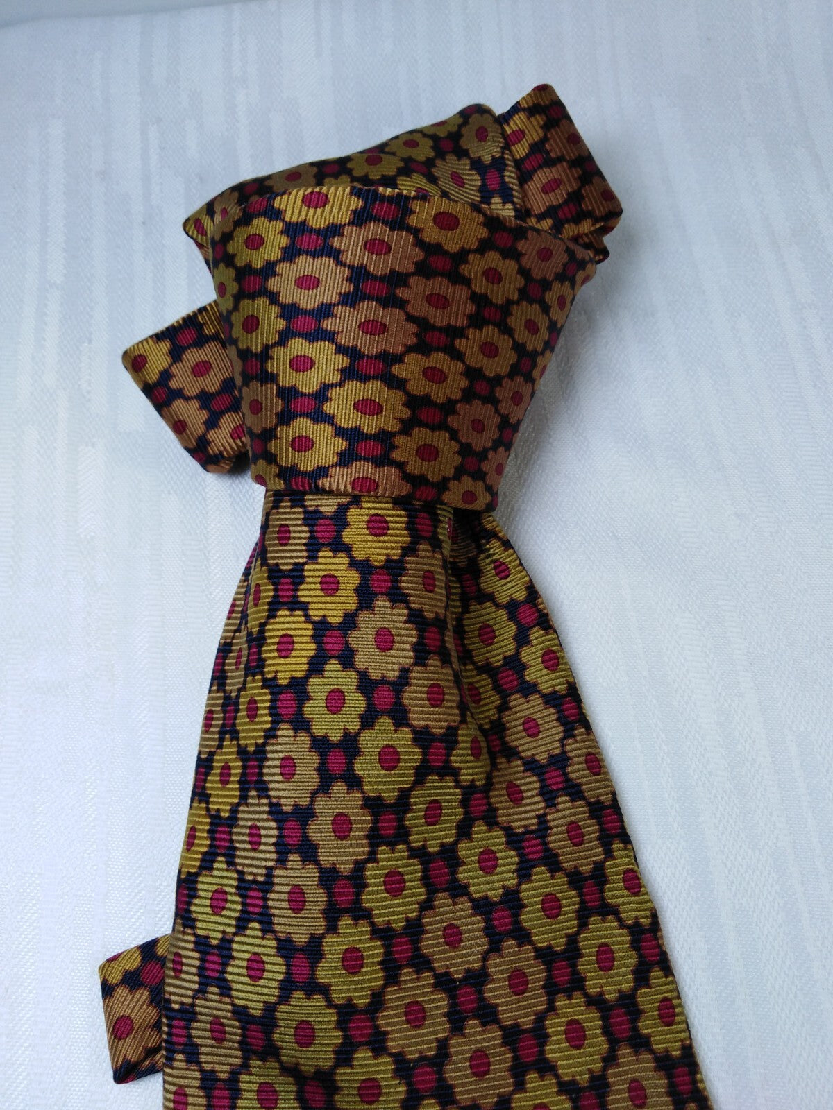 INTERNO 8 100% SILK TIE SETA CRAVATTA NECKTIE MADE IN ITALY CLASSIC SELF TIPPED