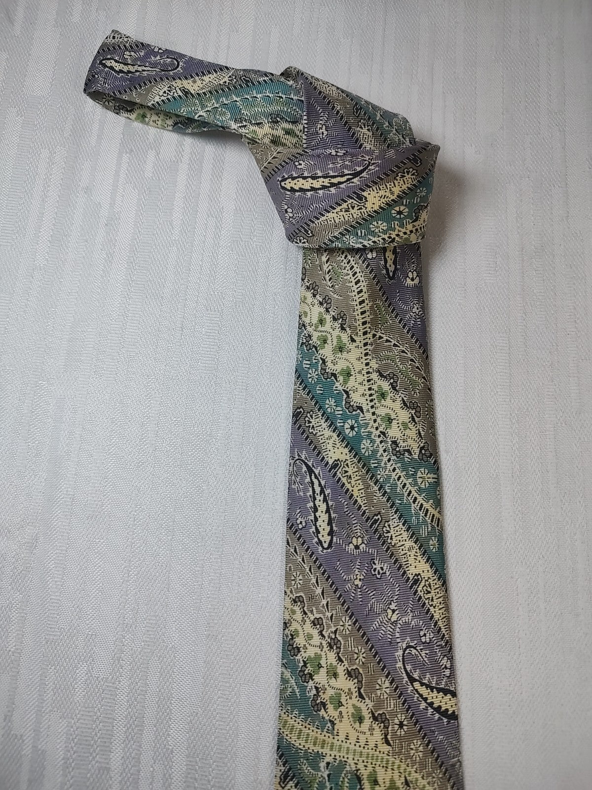 GUY LAROCHE 100% SILK TIE SETA CRAVATTA NECKTIE MADE IN ITALY CLASSIC
