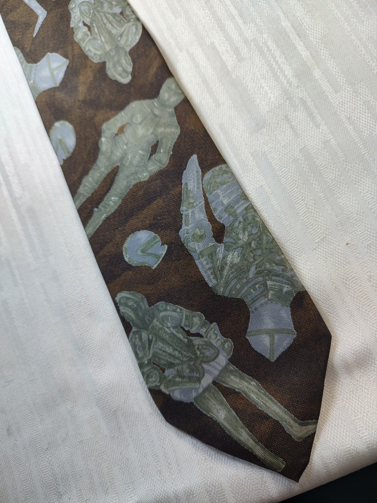 UNGARO PARIS 100% SILK TIE SETA CRAVATTA NECKTIE MADE IN ITALY CLASSIC