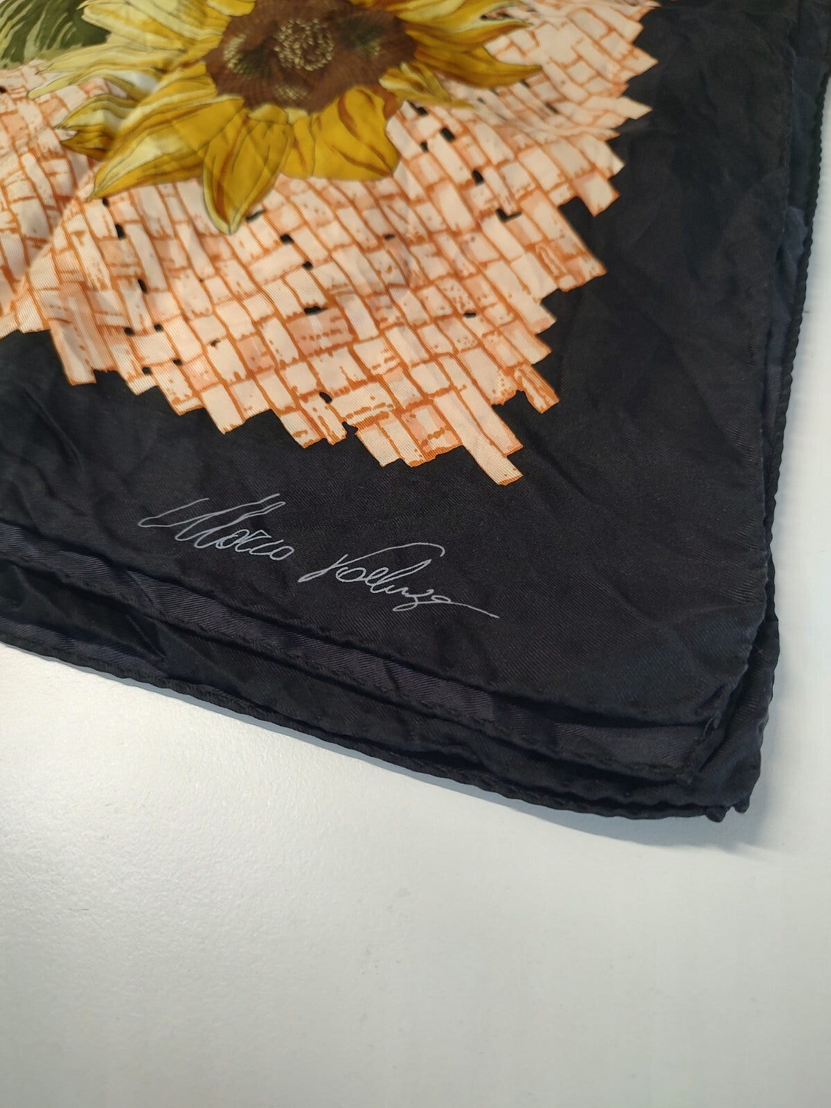 MARIO VOELUZA FOULARD 100% SILK SETA SCARVES SCARF SQUARE MADE ITALY