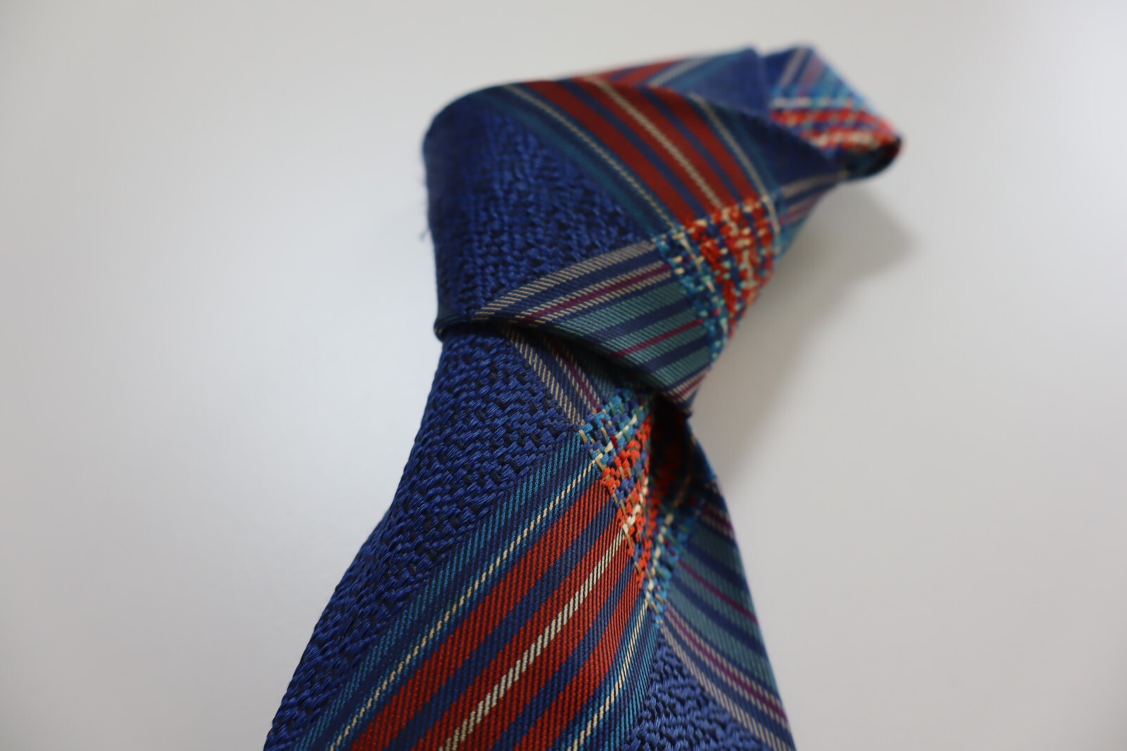 VIA SPIGA 00% SILK TIE SETA CRAVATTA NECKTIE MADE IN ITALY CLASSIC