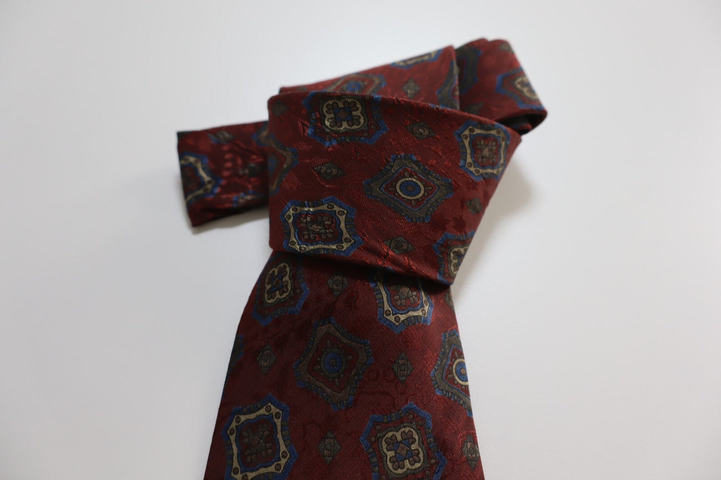 PIERRE CARDIN 100% SILK TIE SETA CRAVATTA NECKTIE MADE IN ITALY CLASSIC