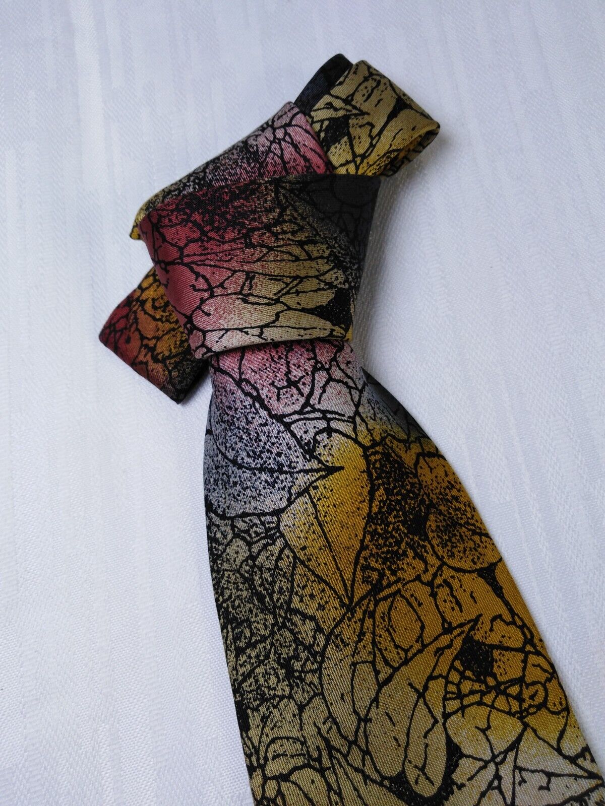 TRUSSARDI 100% SETA SILK TIE CRAVATTA NECKTIE ITALY VINTAGE CLASSIC