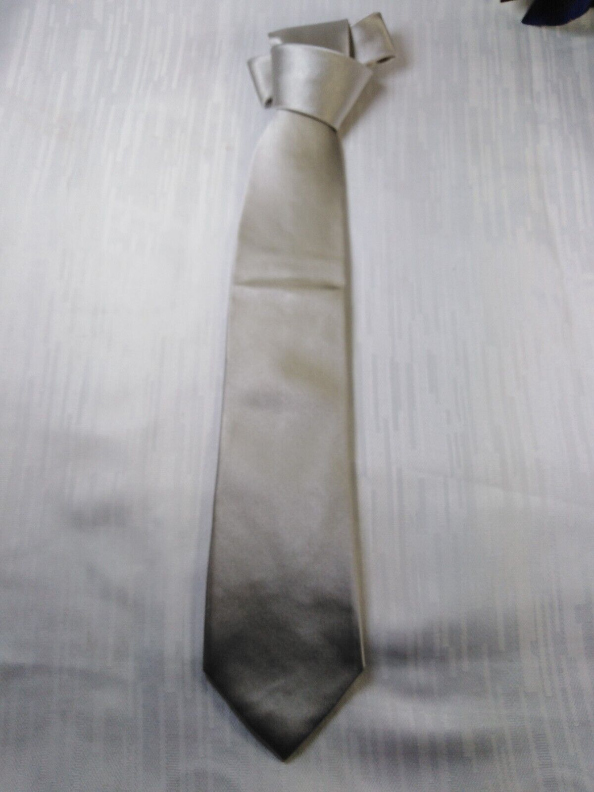 TINO COSMA 100% SETA SILK  TIE CRAVATTA NECKTIE ITALY VINTAGE CLASSIC
