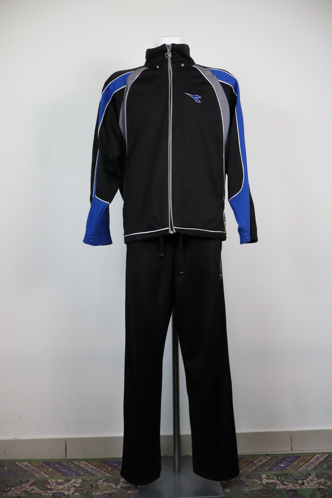 DIADORA TUTA COMPLETO DUE PEZZI  TG. 48 TRACKSUIT JACKET GIACCA PANTS UOMO SPORT