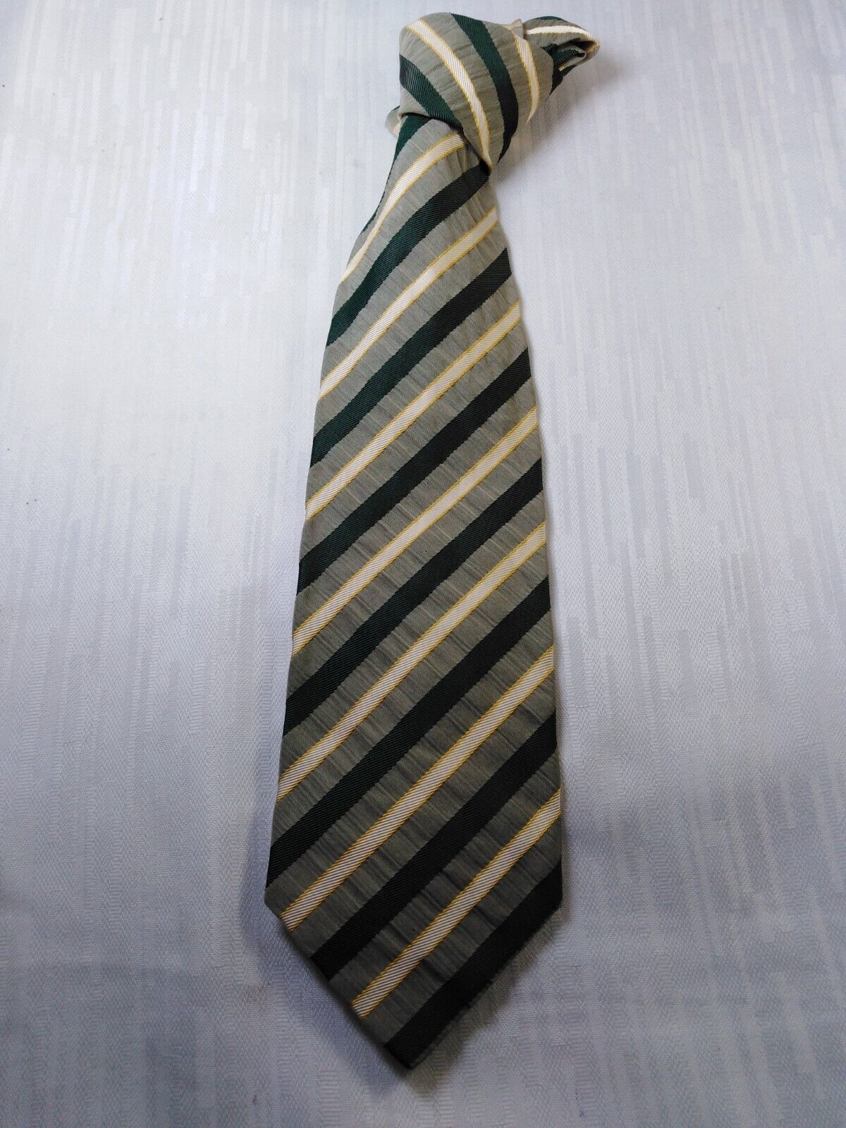 EMANUEL UNGARO  100% SETA SILK TIE CRAVATTA NECKTIE ITALY VINTAGE CLASSIC
