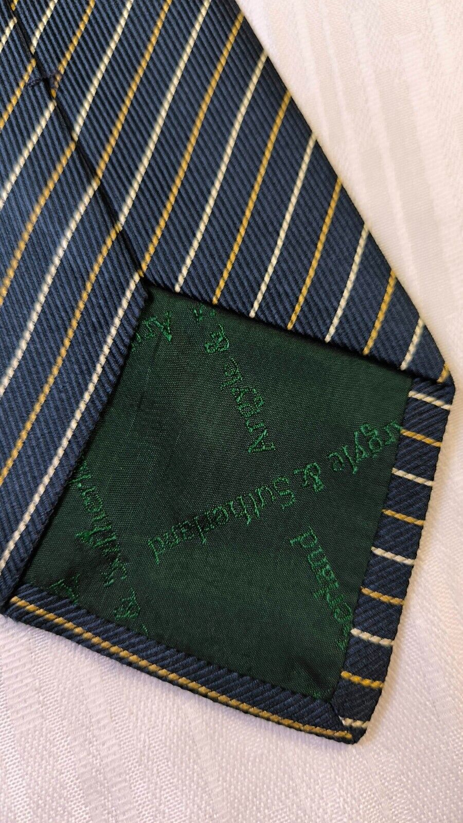 ARGYLE & SUTHERLAND 100% SILK TIE SETA CRAVATTA NECKTIE MADE IN ITALY