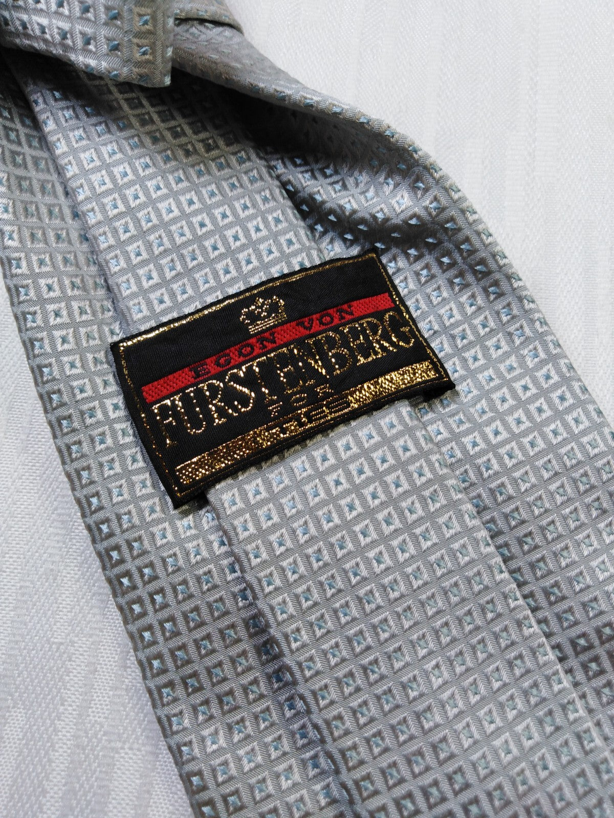 EGON VON FURSTENBERG 100% SILK TIE SETA CRAVATTA NECKTIE MADE IN ITALY CLASSIC