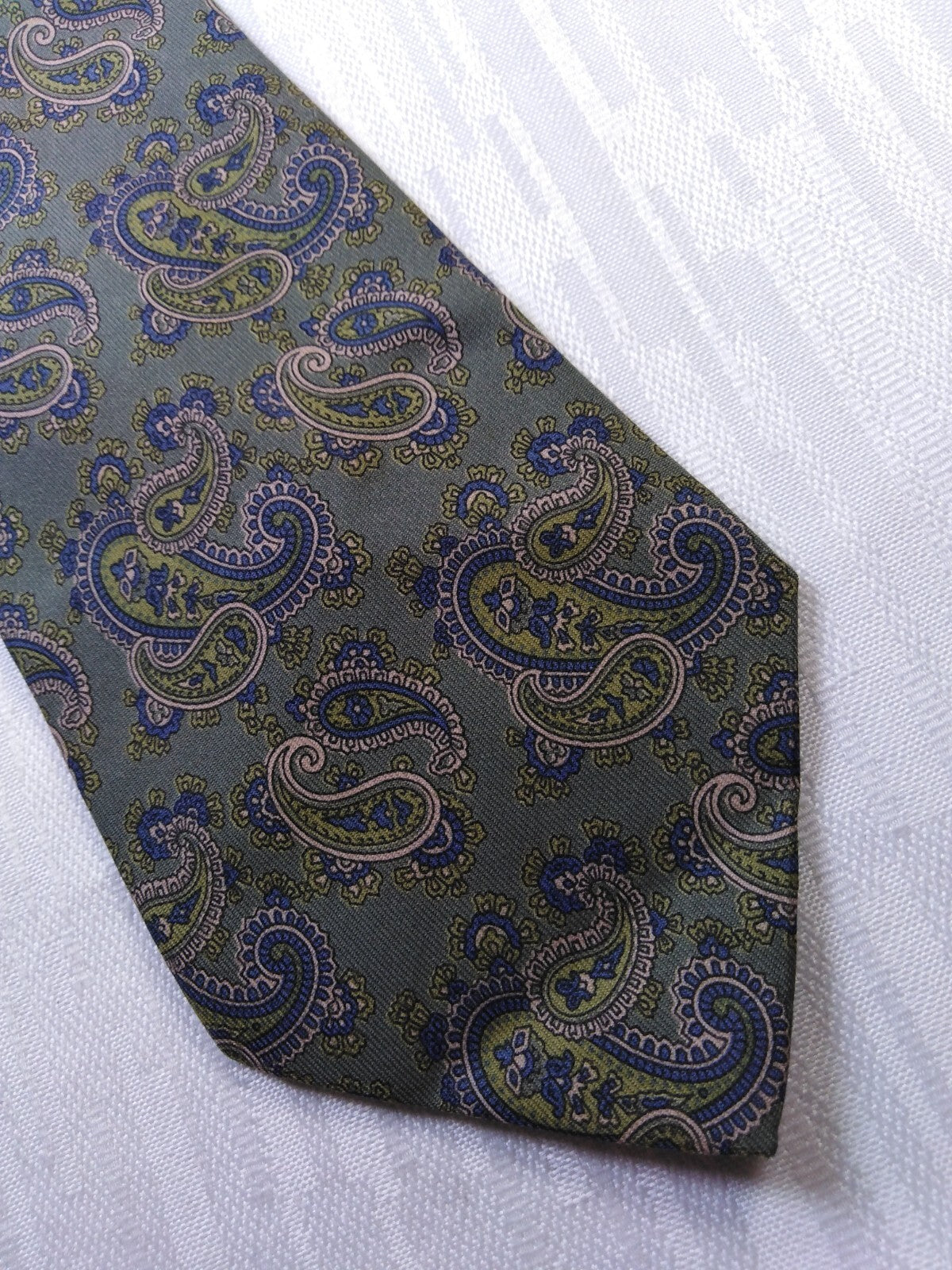 NINO SALZANO 100% SILK TIE SETA CRAVATTA NECKTIE MADE IN ITALY CLASSIC