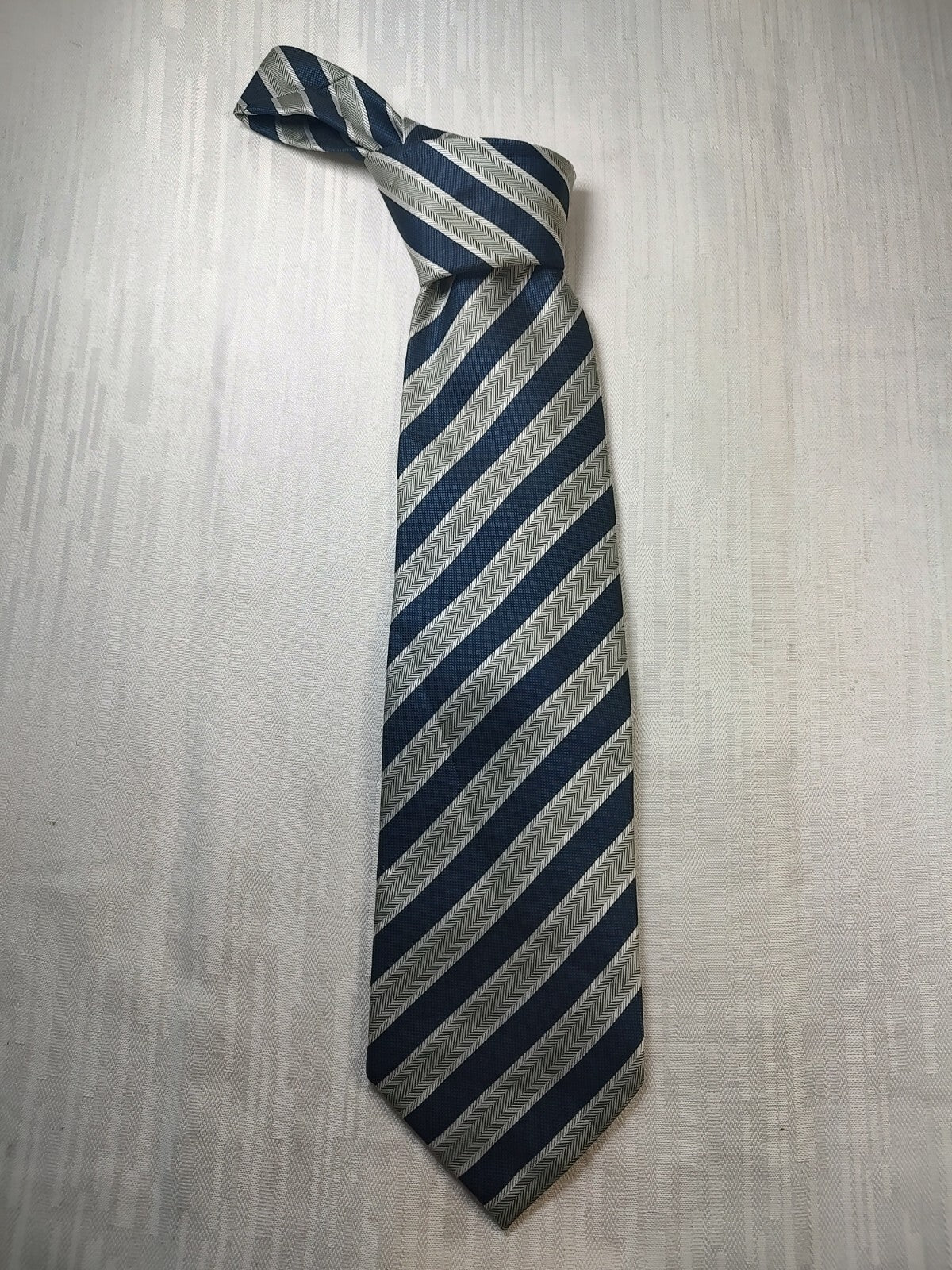 GIORGIO MARIANI 100% SILK TIE SETA CRAVATTA NECKTIE MADE IN ITALY SELF TIPPED