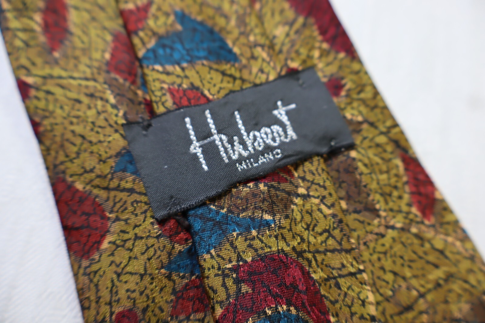 HUBERT MILANO 100% SILK TIE SETA CRAVATTA NECKTIE MADE IN ITALY CLASSIC