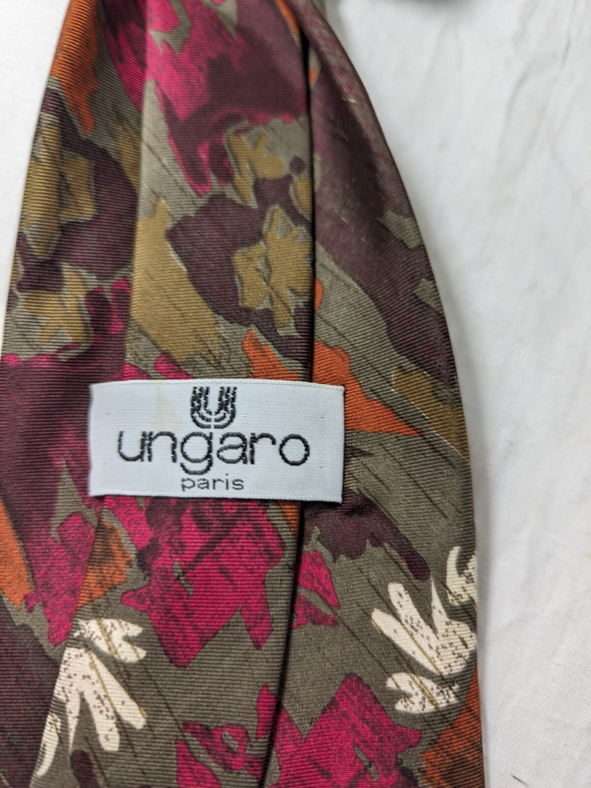 UNGARO PARIS 100% SILK TIE SETA CRAVATTA NECKTIE MADE IN ITALY