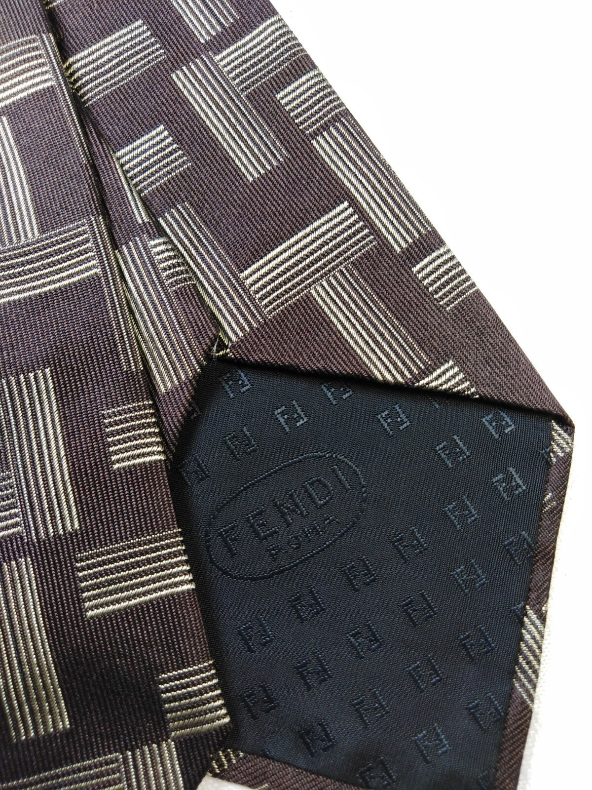 FENDI 100% SILK TIE SETA CRAVATTA NECKTIE MADE IN ITALY CLASSIC VINTAGE