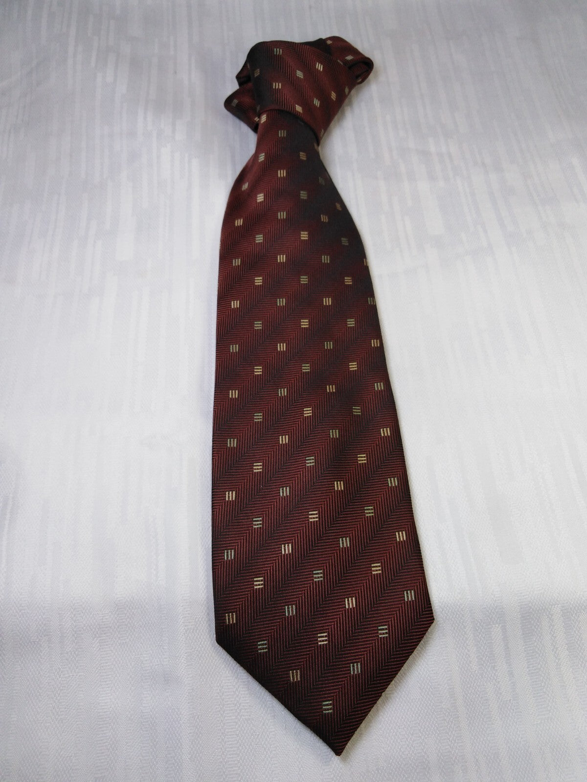 REGINA SCHRECKER 100% SILK TIE SETA CRAVATTA NECKTIE ITALY VINTAGE SELF TIPPED