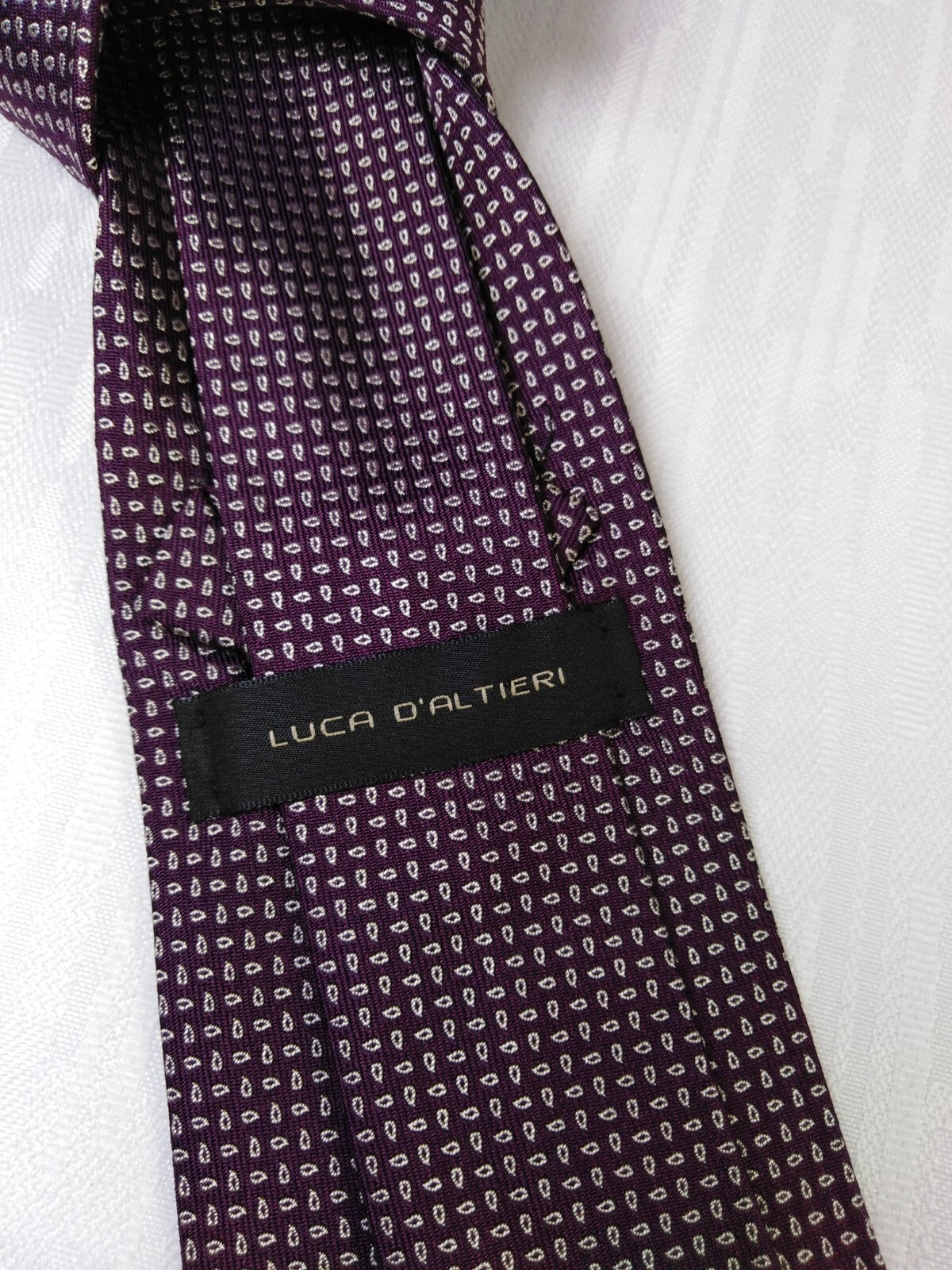 LUCA D'ALTIERI 100% SILK TIE SETA CRAVATTA NECKTIE MADE IN ITALY