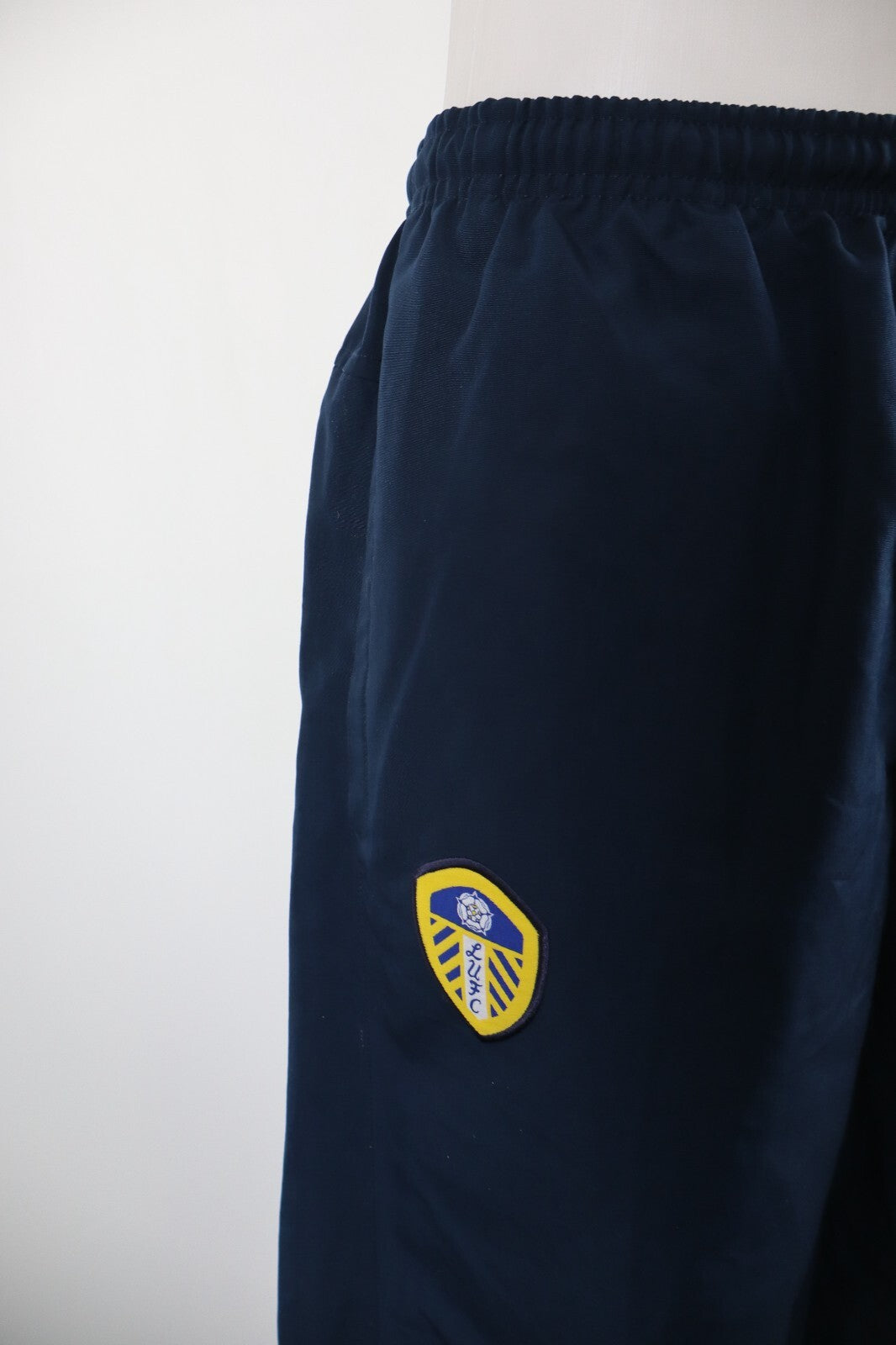 NIKE LEEDS UNITED PANTALONE CALCIO SPORT UOMO TG 58 VINTAGE MAN PANTS