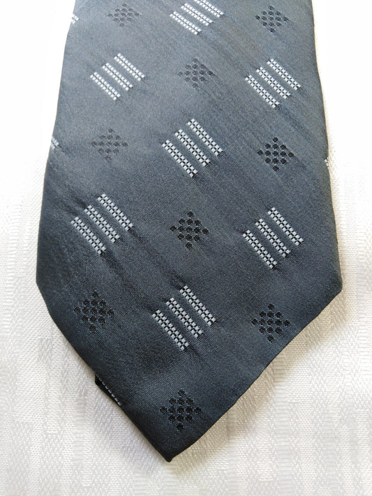 UNGARO ITALY 100% SETA SILK TIE CRAVATTA NECKTIE ITALY VINTAGE CLASSIC