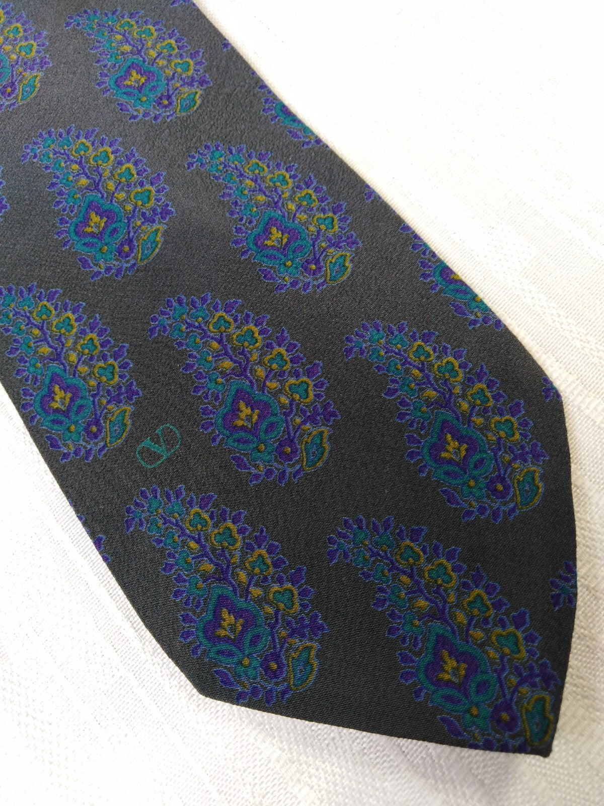 VALENTINO 100% SILK TIE SETA CRAVATTA NECKTIE MADE IN ITALY