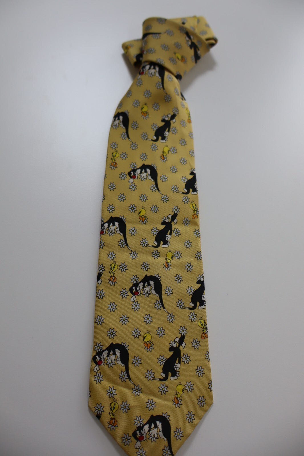 LOONEY TUNES WARNER BROS 100% SILK TIE SETA CRAVATTA NECKTIE MADE  ITALY TWEETY