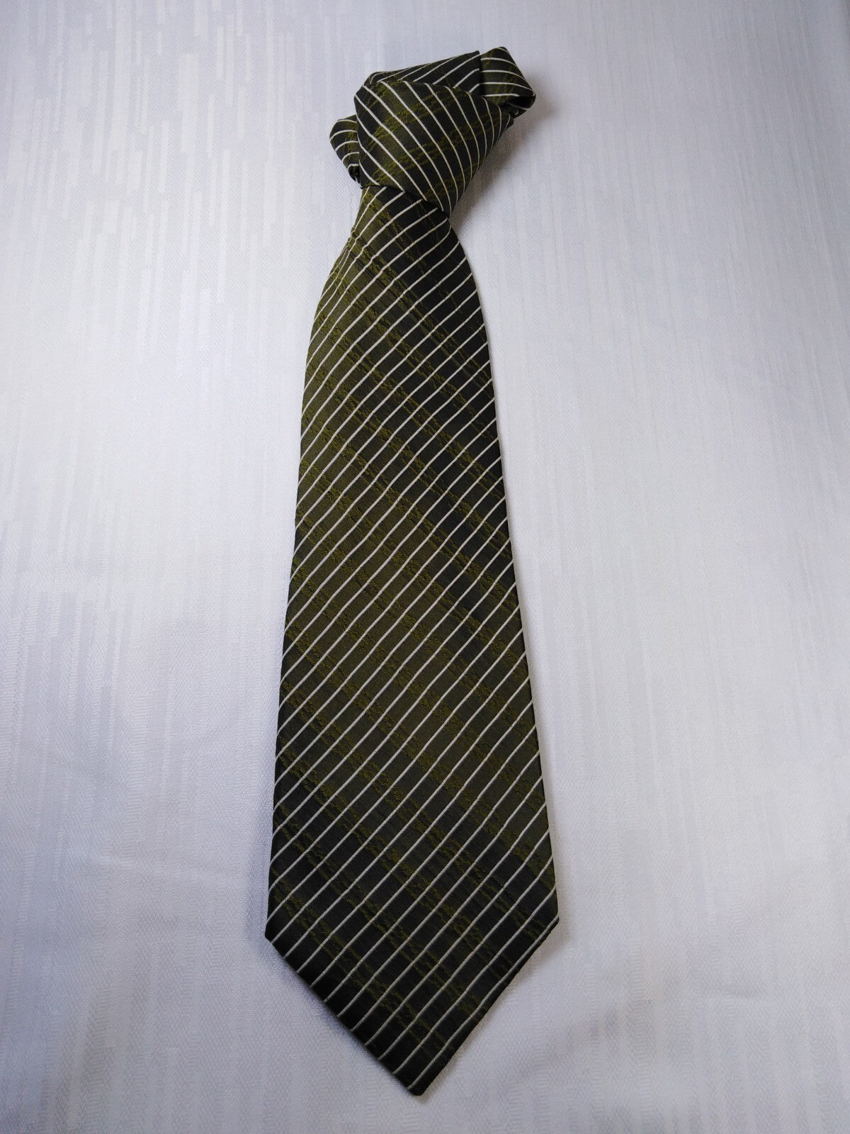 GABRIELE MOLTENI 100% SILK TIE SETA CRAVATTA NECKTIE MADE IN ITALY CLASSIC